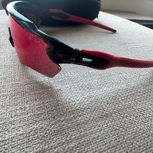 Oakley Red and Black VR Glasses